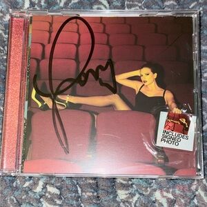 Taylor Swift The Life of a Showgirl Signed CD Photo #4